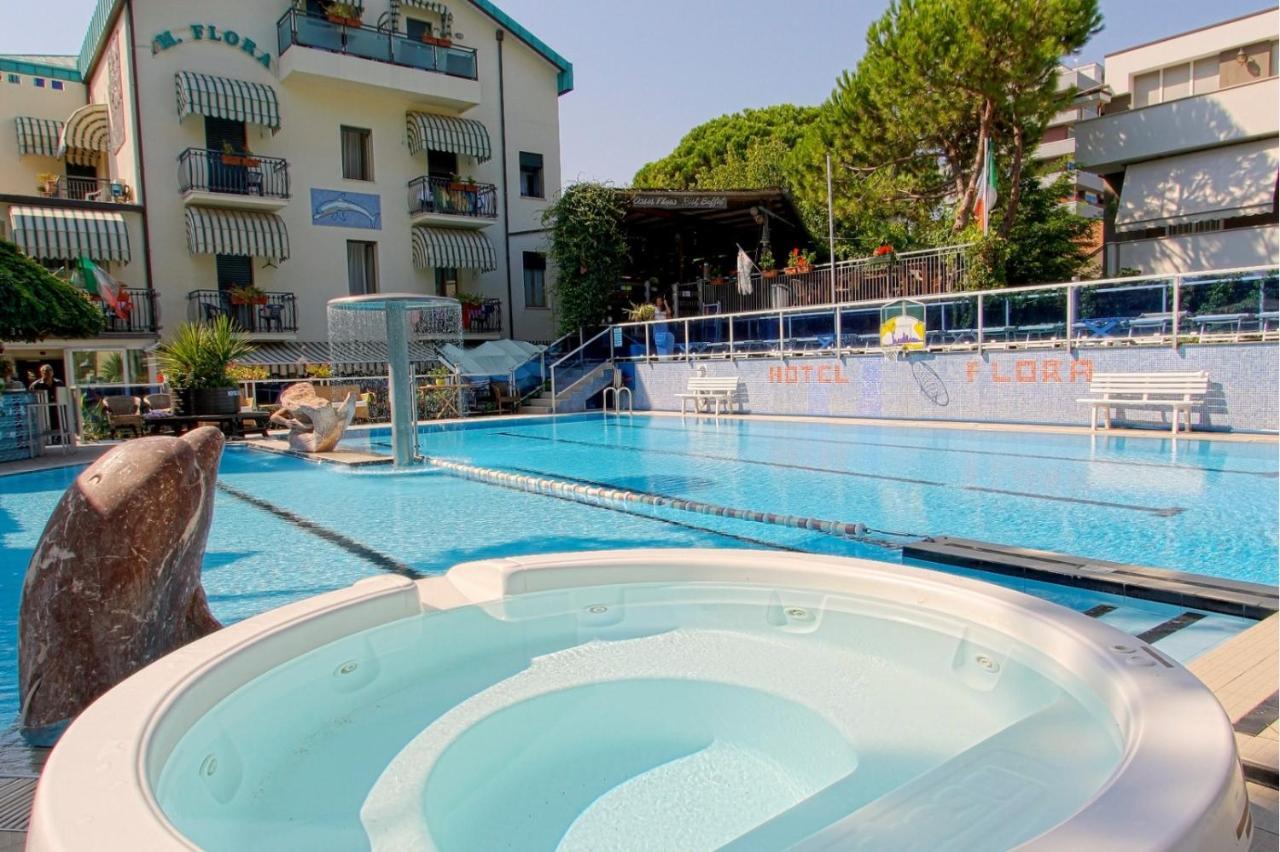 Hotel Flora มิลาโน แมริตทิมา ภายนอก รูปภาพ